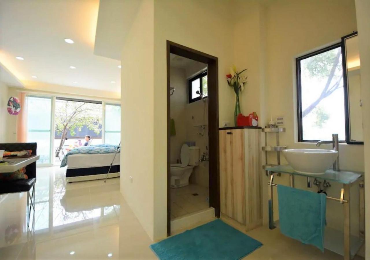 Sanyi Wei Wei Feng B&B Buitenkant foto