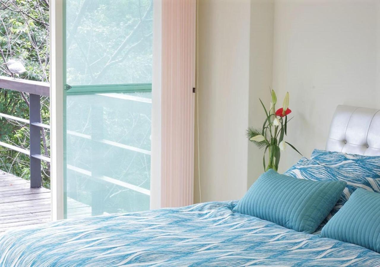 Sanyi Wei Wei Feng B&B Buitenkant foto
