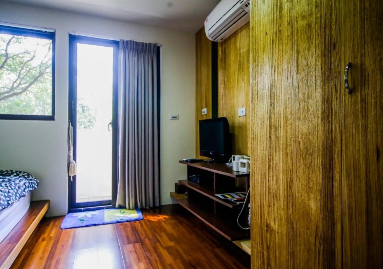 Sanyi Wei Wei Feng B&B Buitenkant foto
